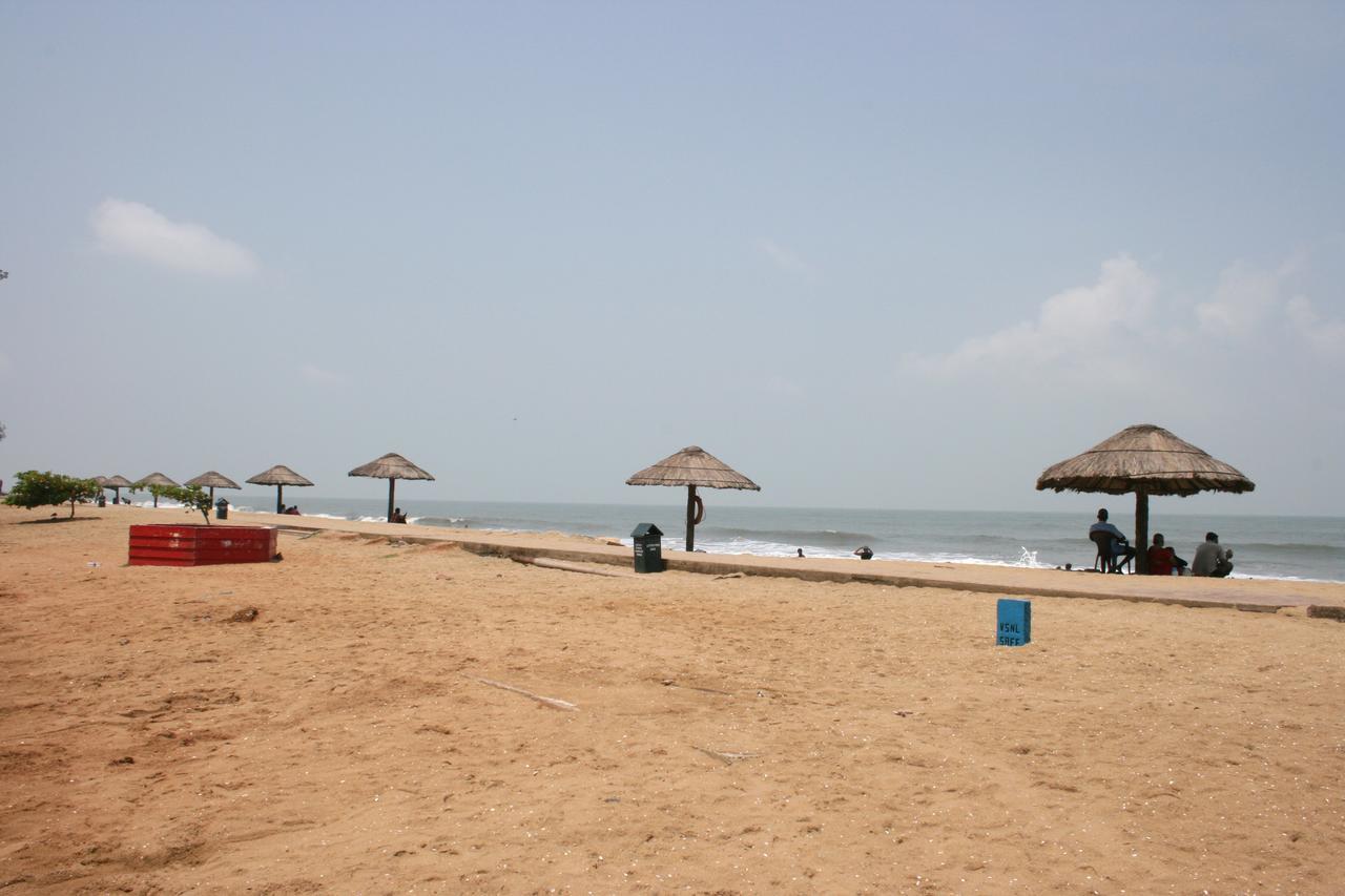 Hotel White City North Paravur Ngoại thất bức ảnh