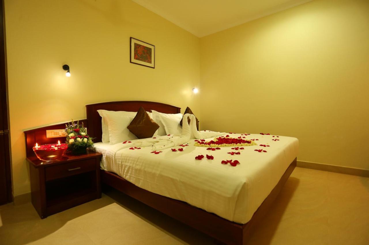 Hotel White City North Paravur Ngoại thất bức ảnh