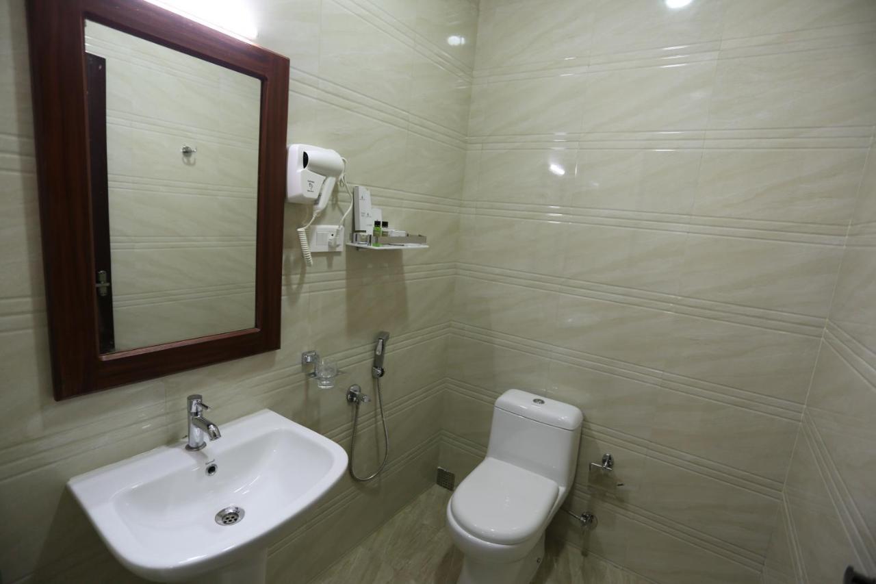 Hotel White City North Paravur Ngoại thất bức ảnh